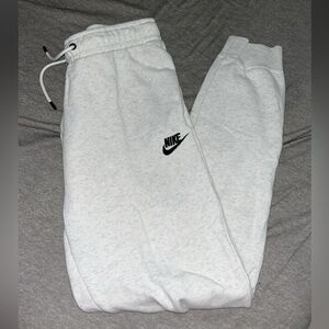 Womens heather grey/white nike sweatpants (new)